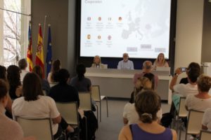 Presentación proyecto Next Door por la coordinadora europea del mismo