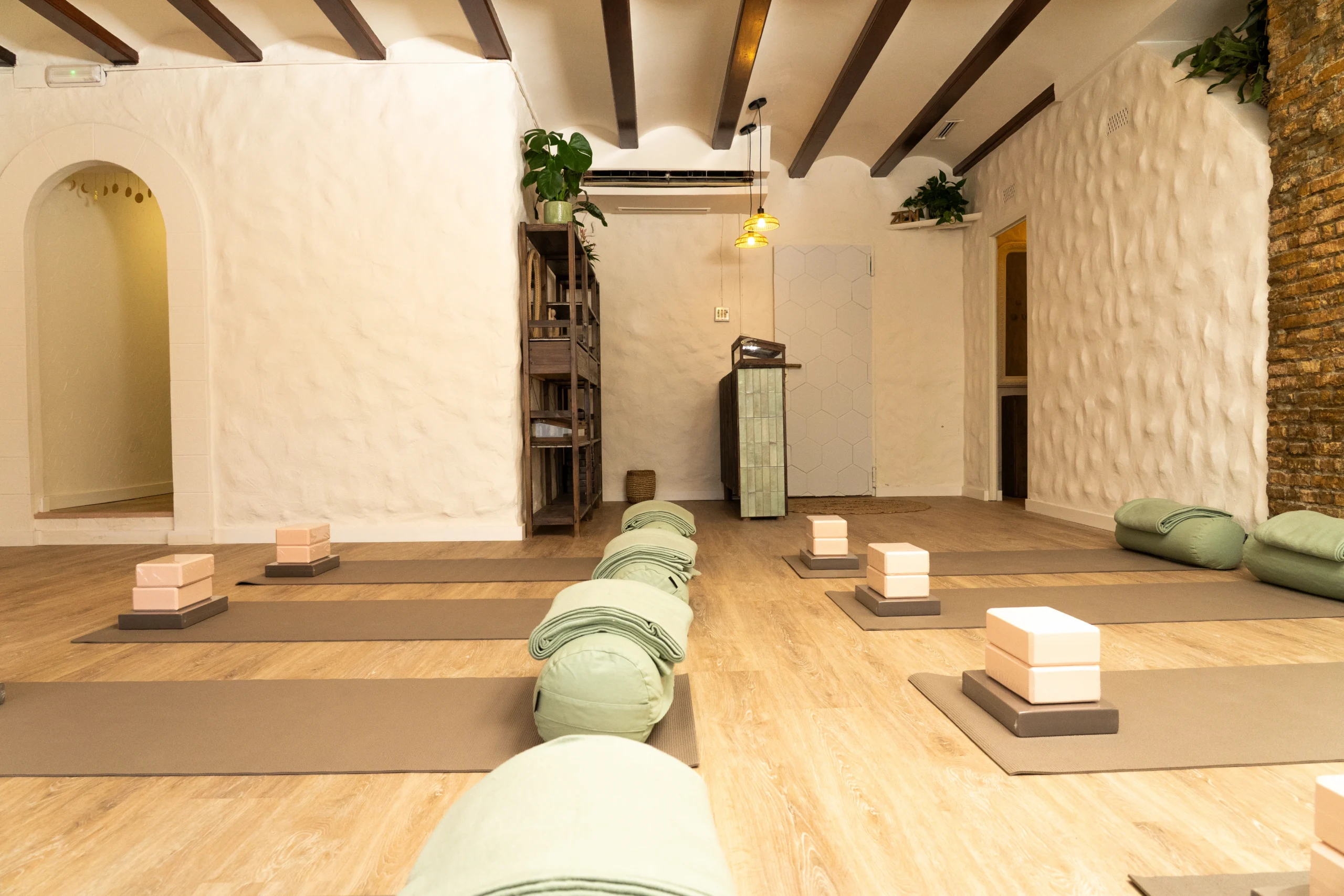 Ágape, Santuario de calma consciente